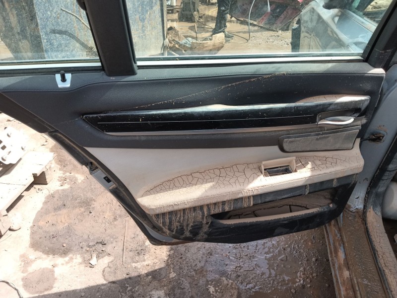 bmw 7 (f01, f02, f03, f04) del año 2014