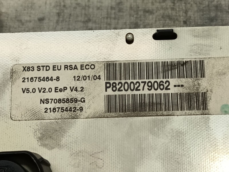 Recambio de cuadro instrumentos para renault trafic ii furgoneta (fl) 2.5 dci 135 (fl0d) referencia OEM IAM 8200295451 P82002790