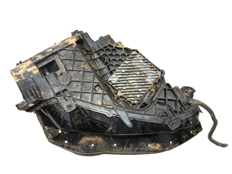 Recambio de faro izquierdo para audi q3 sportback (f3n) 35 tfsi referencia OEM IAM 83A941773  