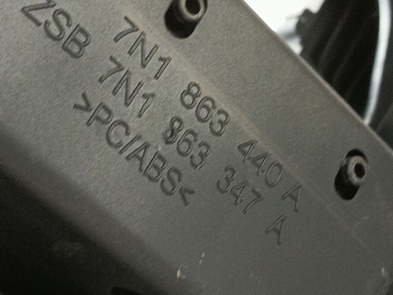 Recambio de apoyabrazos central para seat alhambra (710, 711) 2.0 tdi referencia OEM IAM   