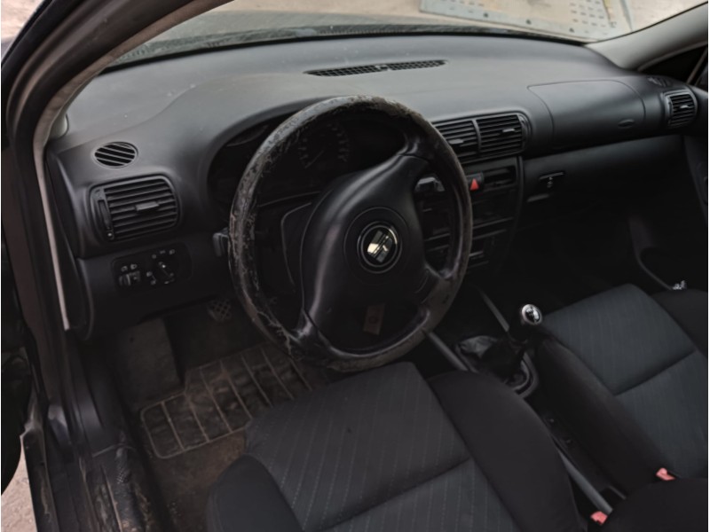 seat toledo ii (1m2) del año 2004