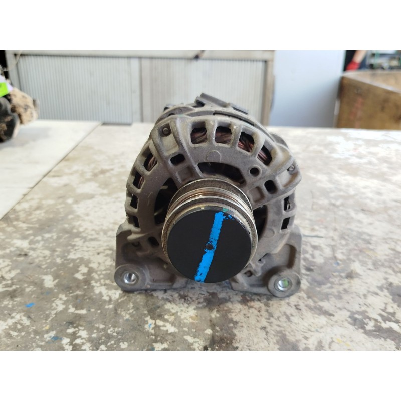 Recambio de alternador para dacia sandero ii (b8_) 1.2 referencia OEM IAM 8200660044 / 231007309R  