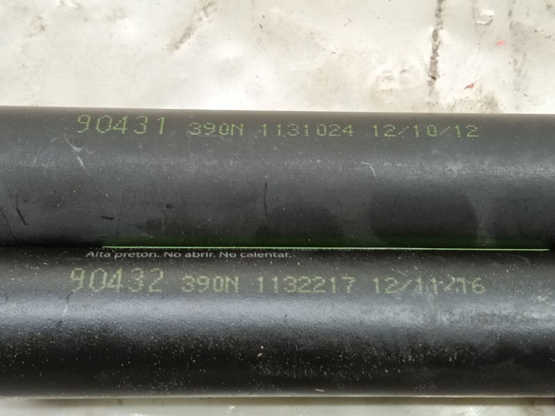 Recambio de amortiguadores maletero / porton para mazda 323 berlina c/f/s (ba) 2.0 v6 f fe referencia OEM IAM  1132217 