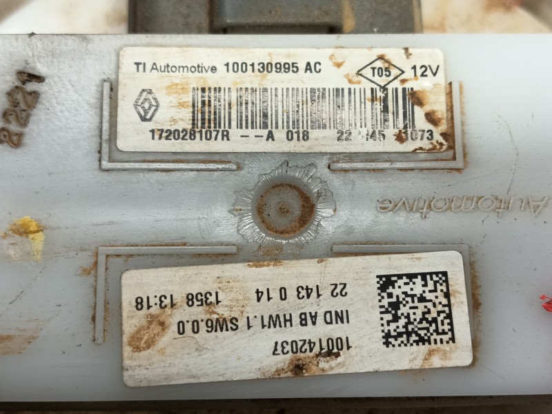 Recambio de aforador para dacia sandero iii 1.0 tce 90 referencia OEM IAM  172028107RA 