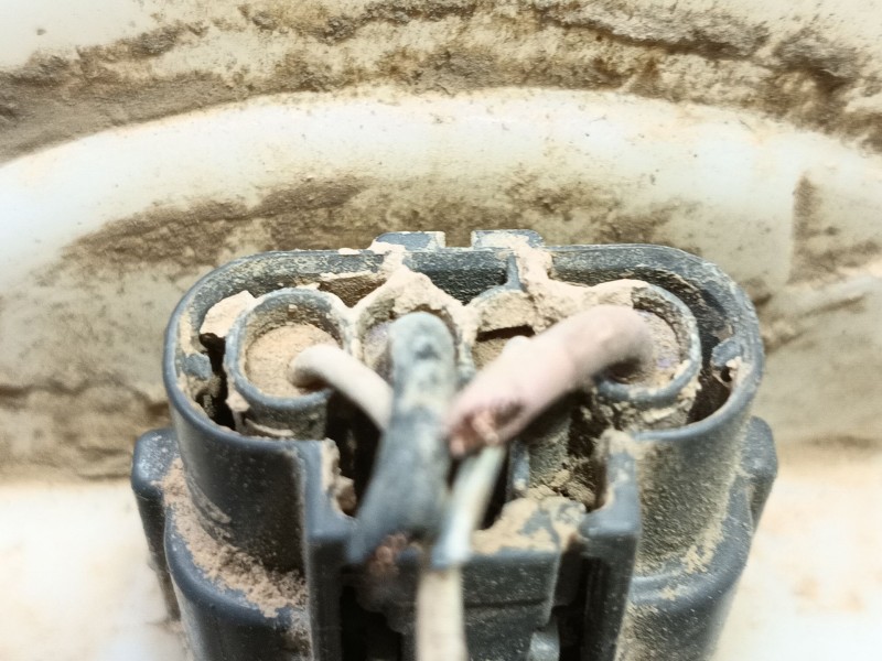 Recambio de aforador para dacia sandero ii 1.2 referencia OEM IAM   