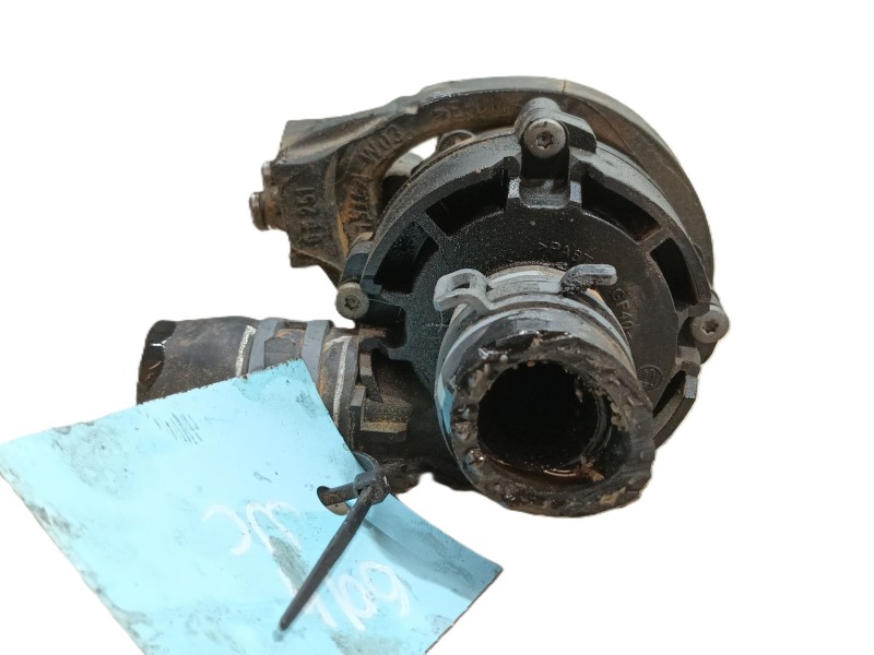 Recambio de bomba agua para audi q3 (8ub, 8ug) 2.0 tdi quattro referencia OEM IAM   