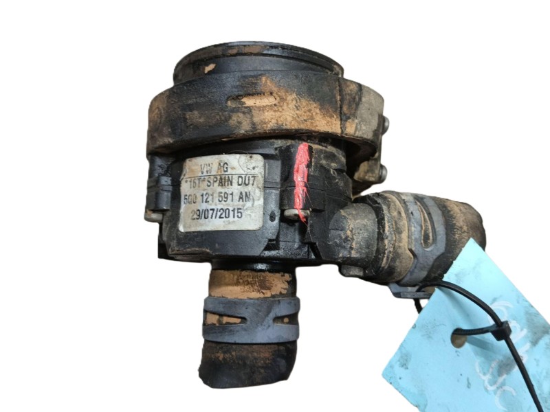 Recambio de bomba agua para audi q3 (8ub, 8ug) 2.0 tdi quattro referencia OEM IAM   