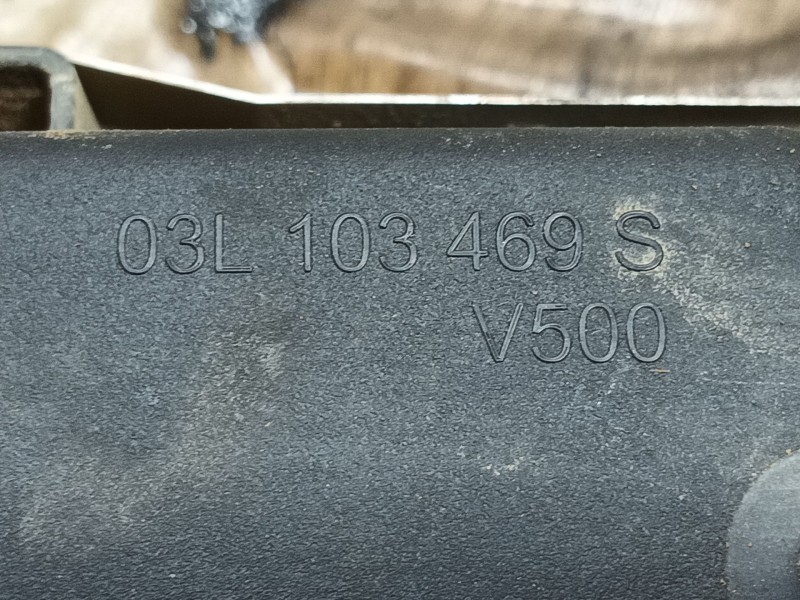 Recambio de tapa balancines para audi q3 (8ub, 8ug) 2.0 tdi quattro referencia OEM IAM   