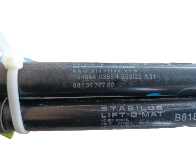 Recambio de amortiguadores maletero / porton para citroën c3 iii (sx) 1.2 puretech 82 referencia OEM IAM 9813177780  