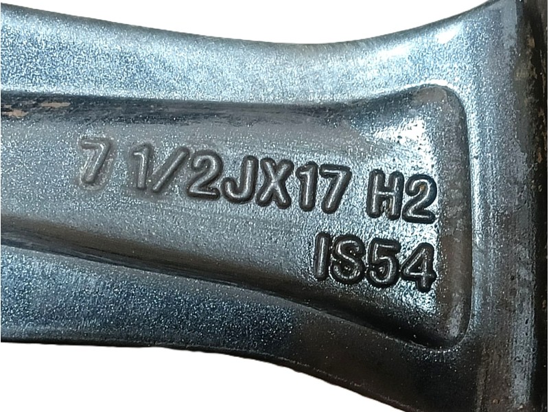 Recambio de llanta para bmw 1 (f40) 118 i referencia OEM IAM 17PULGADAS IS54 7 1/2Jx17