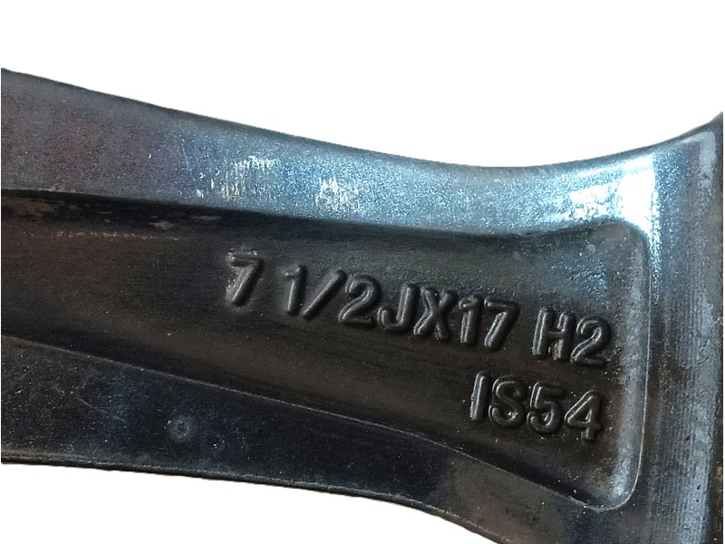 Recambio de llanta para bmw 1 (f40) 118 i referencia OEM IAM 17PULGADAS IS54 7 1/2Jx17