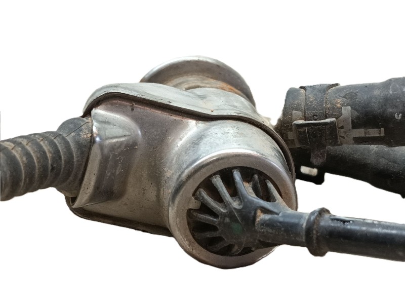 Recambio de inyector para audi q3 (8ub, 8ug) 2.0 tdi quattro referencia OEM IAM   