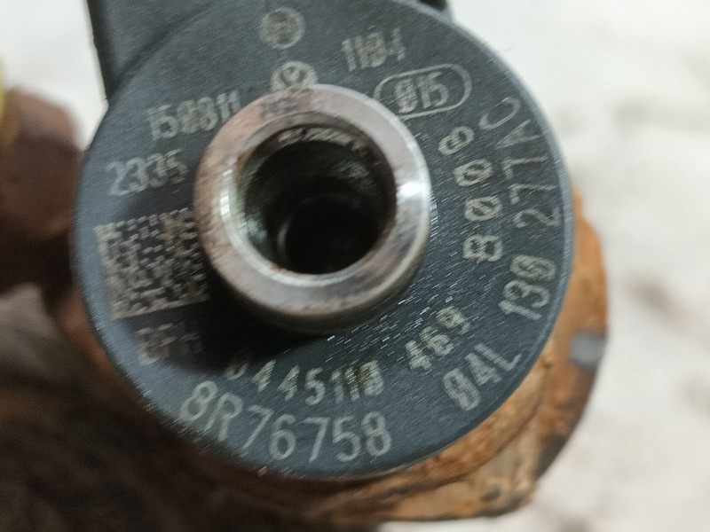 Recambio de inyector para audi q3 (8ub, 8ug) 2.0 tdi quattro referencia OEM IAM   