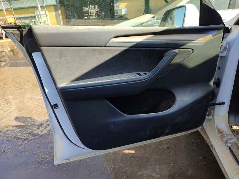 Recambio de guarnecido puerta delantera izquierda para tesla model y (5yjy) ev a las 4 ruedas referencia OEM IAM  P189729499C 
