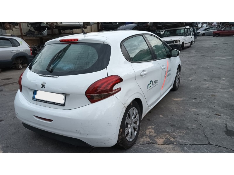 peugeot 208 i (ca_, cc_) del año 2018