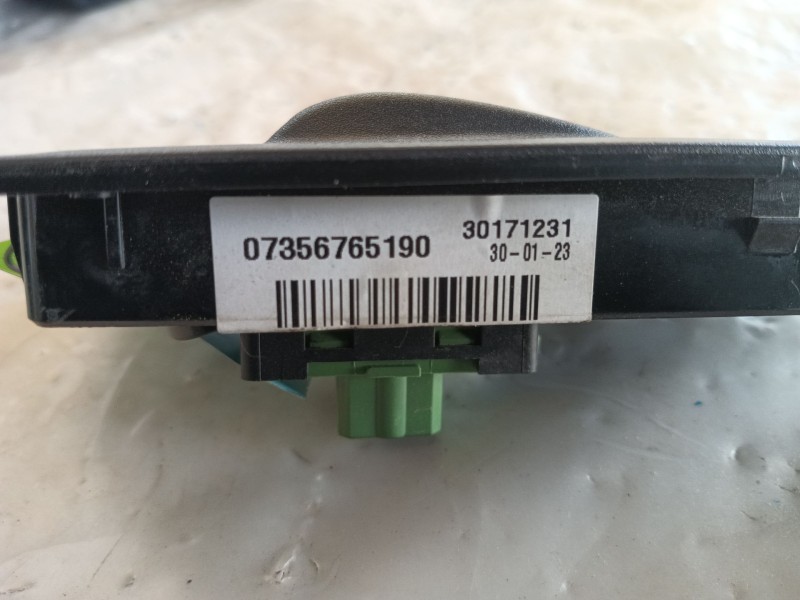 Recambio de mando elevalunas delantero derecho para citroën jumper ii furgoneta 2.2 bluehdi 120 referencia OEM IAM   