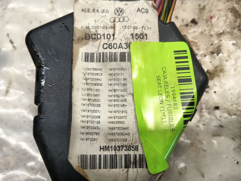 Recambio de caja reles / fusibles para seat leon (1m1) 1.9 tdi referencia OEM IAM  1J1970039KJ 