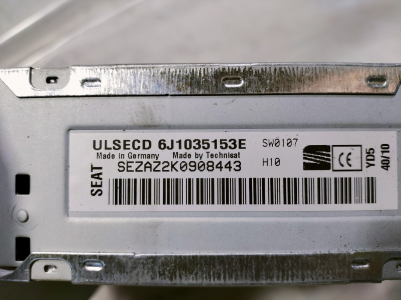 Recambio de sistema audio / radio cd para seat ibiza (6j5) reference referencia OEM IAM 6J0035153B 6J1035153E SEZAZ2K0908443