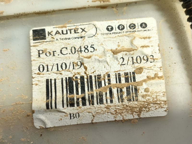 Recambio de deposito limpia para toyota aygo (_b4_) 1.0 (kgb40) referencia OEM IAM 853150H030 C0485 