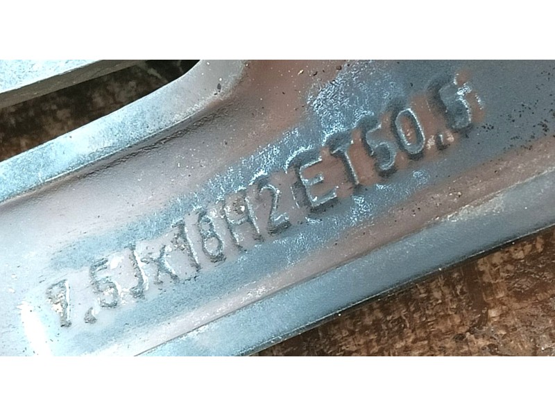 Recambio de llanta para volvo xc40 (536) t3 referencia OEM IAM 31445812 ET50 7.5Jx18