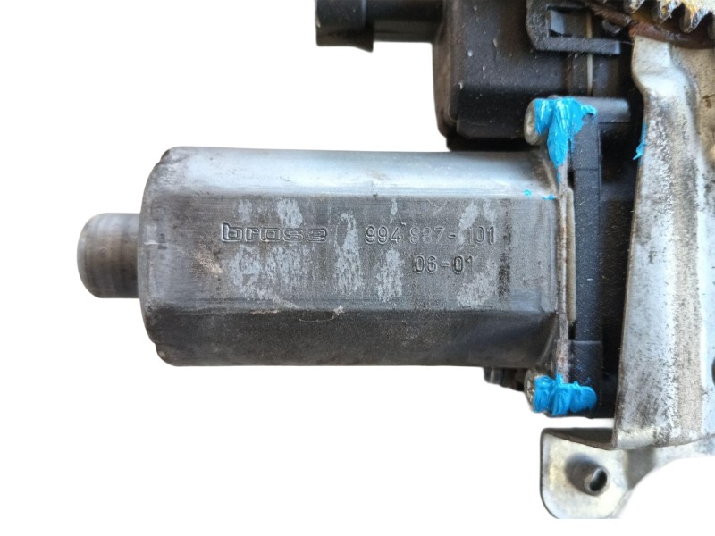 Recambio de elevalunas delantero derecho para opel zafira / zafira family b (a05) 1.9 cdti (m75) referencia OEM IAM  A3370131322