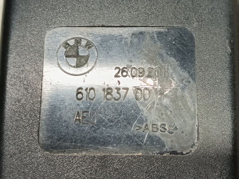 Recambio de enganche cinturon delantero derecho para mini mini (r56) one d referencia OEM IAM  610183700H 