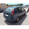 nissan almera tino (v10) del año 2000