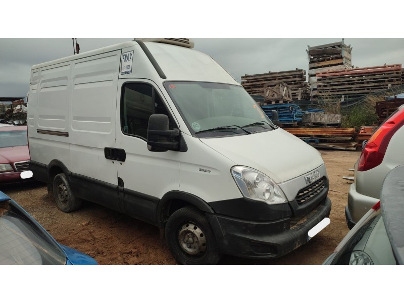 iveco daily v furgoneta del año 2013