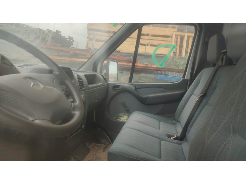 mercedes-benz sprinter 4-t caja/chasis (b904) del año 2002
