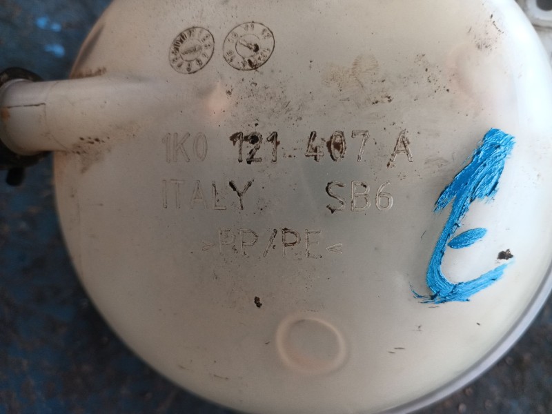 Recambio de deposito expansion para volkswagen touran (1t3) 2.0 tdi referencia OEM IAM   