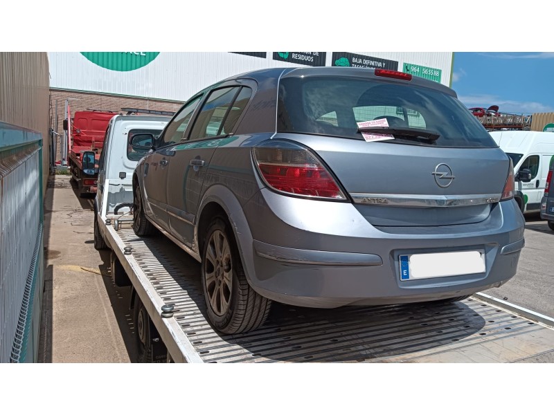 opel astra h (a04) del año 2008