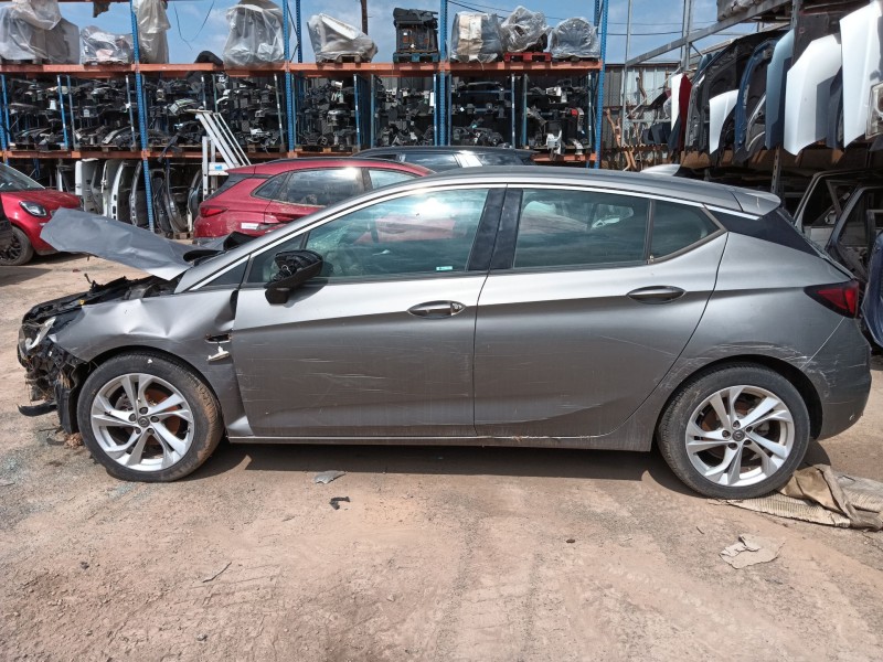 opel astra k (b16) del año 2017