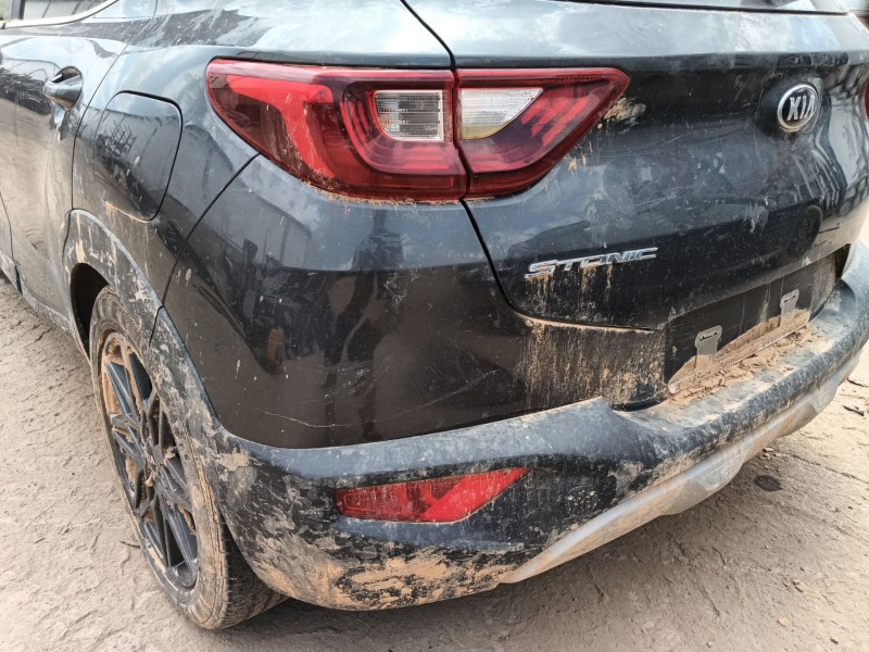 kia stonic (yb) del año 2020