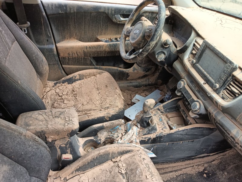 kia stonic (yb) del año 2020