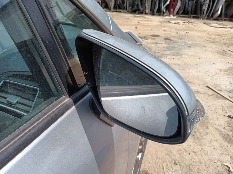 toyota verso (_r2_) del año 2013