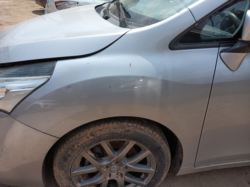 toyota verso (_r2_) del año 2013