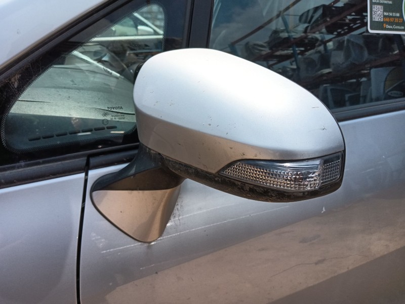 toyota verso (_r2_) del año 2013