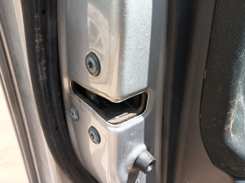 toyota verso (_r2_) del año 2013