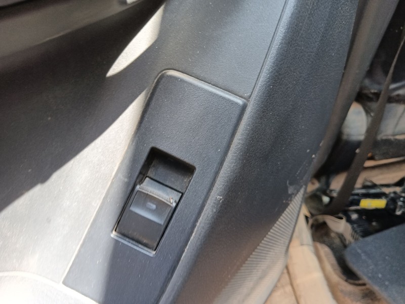 toyota verso (_r2_) del año 2013