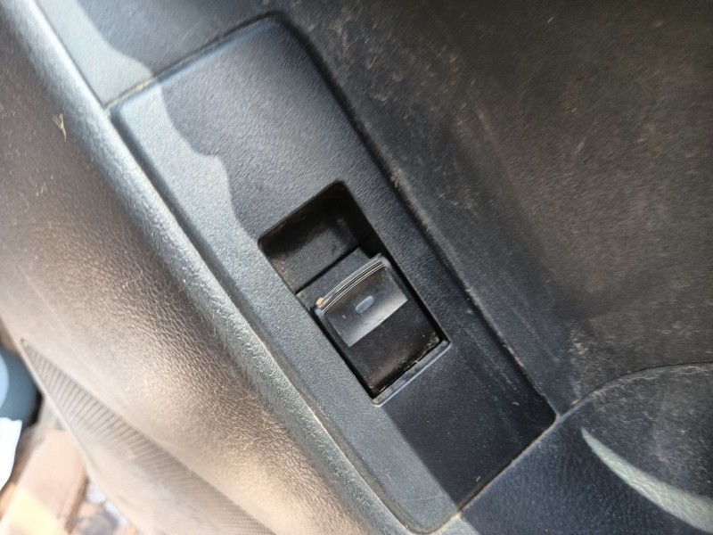 toyota verso (_r2_) del año 2013