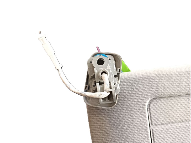 Recambio de parasol izquierdo para tesla model y (5yjy) ev a las 4 ruedas referencia OEM IAM 149040501B  