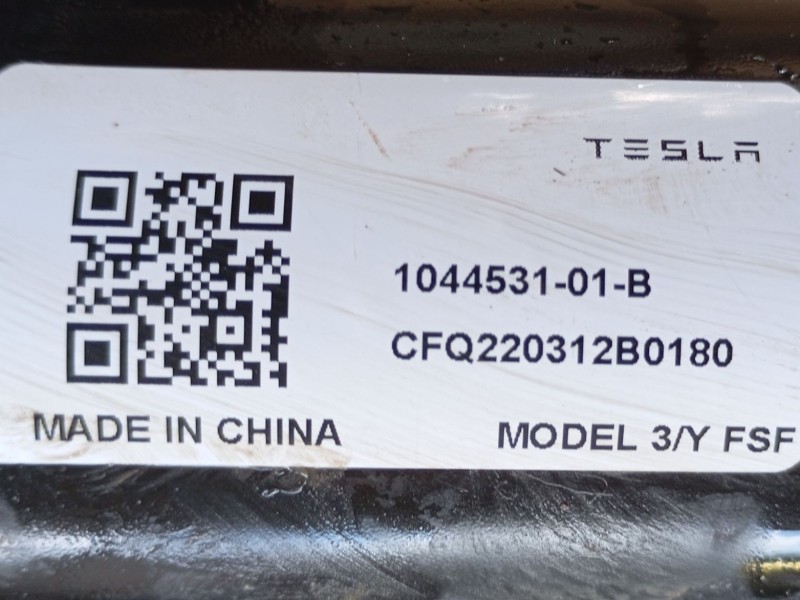 Recambio de puente delantero para tesla model y (5yjy) ev a las 4 ruedas referencia OEM IAM 104453101B  