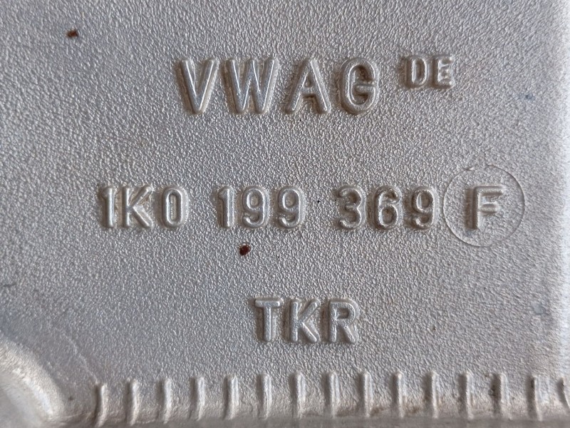 Recambio de puente delantero para audi a3 (8p1) 1.9 tdi referencia OEM IAM 8P0199313 1K0199369F 