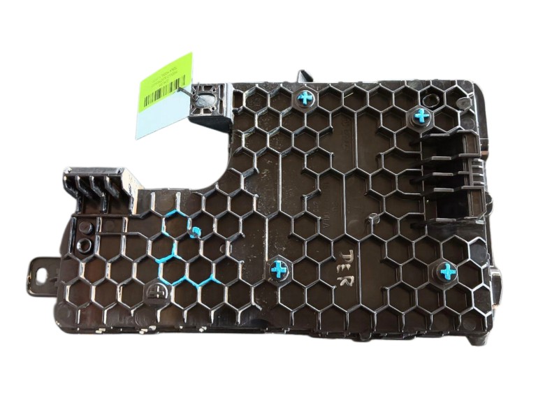 Recambio de modulo electronico para tesla model y (5yjy) ev a las 4 ruedas referencia OEM IAM 165765030B 167097700A 