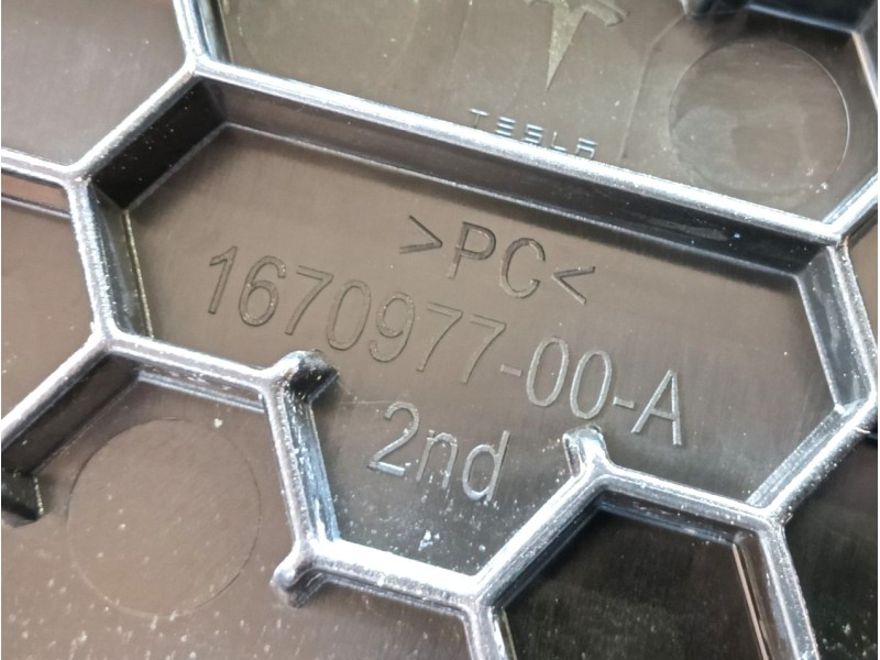 Recambio de modulo electronico para tesla model y (5yjy) ev a las 4 ruedas referencia OEM IAM 165765030B 167097700A 