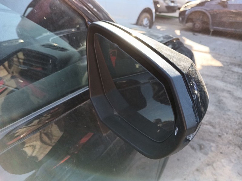 audi q3 sportback (f3n) del año 2021