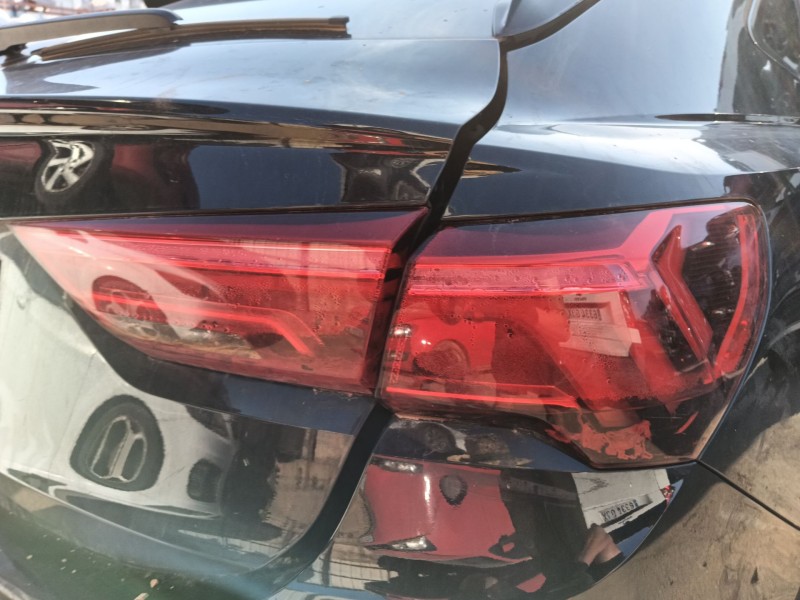 audi q3 sportback (f3n) del año 2021