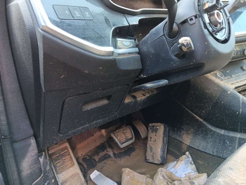 audi q3 sportback (f3n) del año 2021