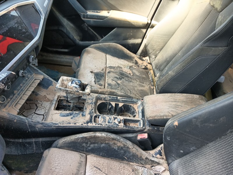 audi q3 sportback (f3n) del año 2021