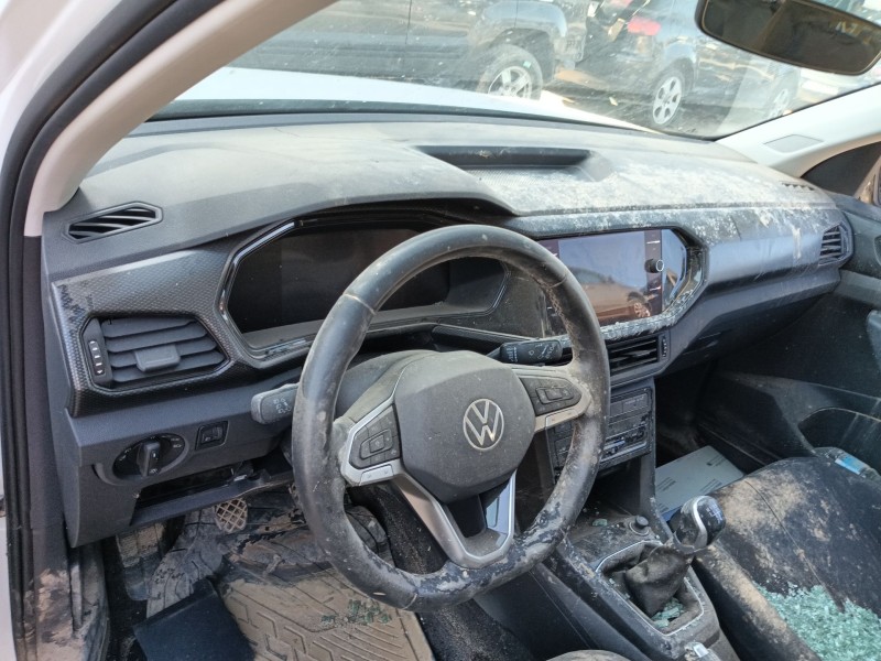 volkswagen t-cross (c11, d31) del año 2023